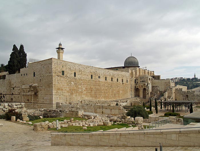 File:Al-Aqsa Mosque by David Shankbone.jpg