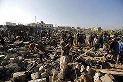 گزارش تصویری,ویرانی,خون,تجاوز,سعودی,دانلود عکس,تصاویر,یمن,مجروحان,بیمارستان,جنگ,بمباران,مردم,انصارالله,الحوثی