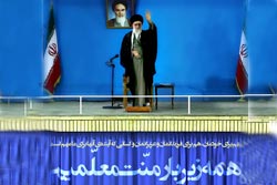 دانلود پوستر,تبریز,امام خامنه ای,عکس پوستر,مردم تبریز,قم,چهلم شهدای قم,پوستر با کیفیت,آقای خامنه ای,بیانات